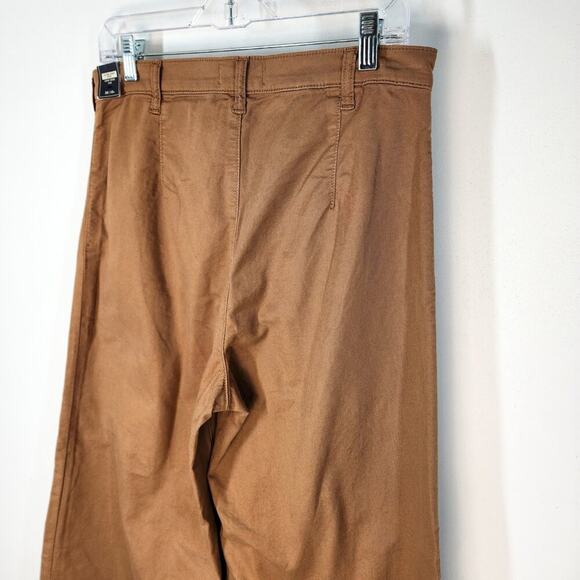NWT Abercrombie & Fitch Khaki Ultra High Rise Cropped Wide Leg Pants Size 30 - Picture 7 of 8